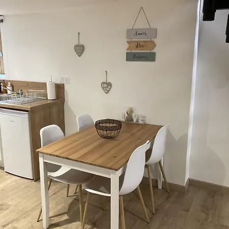 Au Coeur D'espalion Le Perchoir Du Lot Apartmán